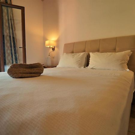 Hotel Tourist Parga Exteriör bild